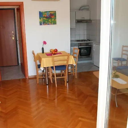 شقة Enchanting Studio Solitudo